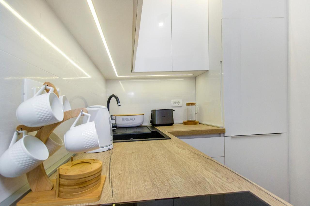Apartment Ena ,City Center شيبينيك المظهر الخارجي الصورة